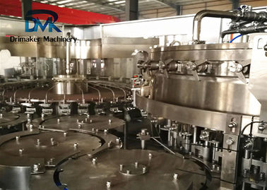 La botella carbónica automática llena del ANIMAL DOMÉSTICO del equipo del llenador de la bebida atornilla capsular